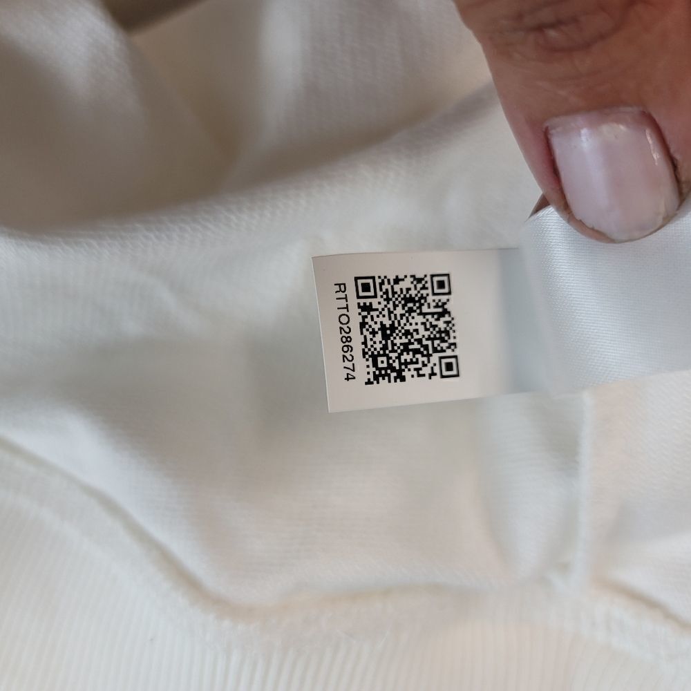 Tommy Hilfiger cream girls sweatshirt with logo on front - Picture 6 of 6